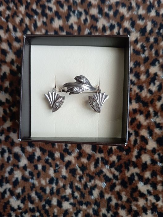 Женский серебряный комплект серьги + кольцо 925 пробы