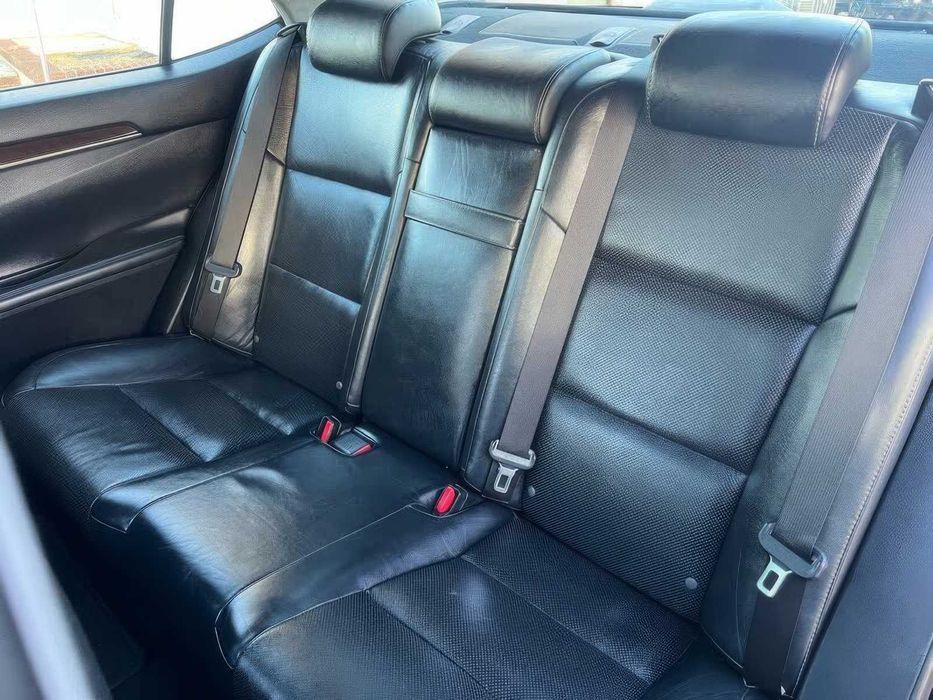 Lexus ES 350      2015