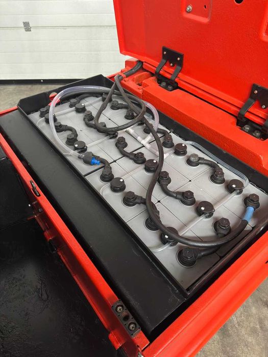 Empilhador Elétrico Linde E15