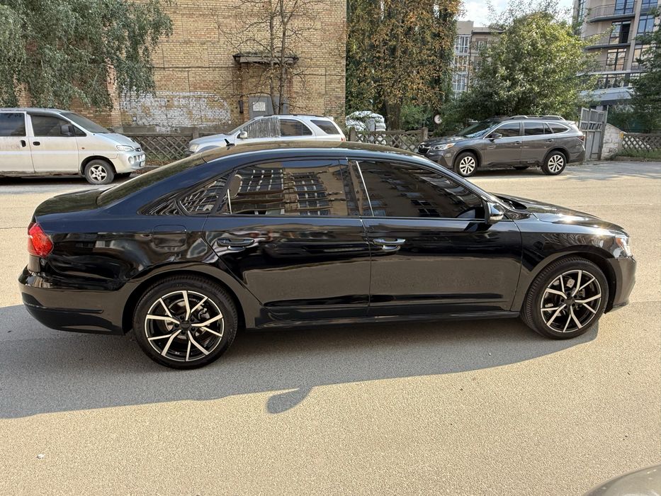 Продам Volkswagen Passat 1.8