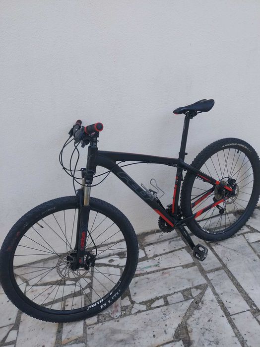 Bicicleta Felt roda 29 em alumínio
