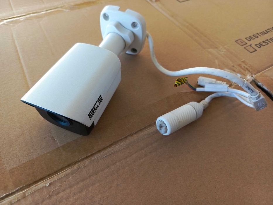 Cztery kamery tubowe IP BCS 4 Mpx WDR POE
