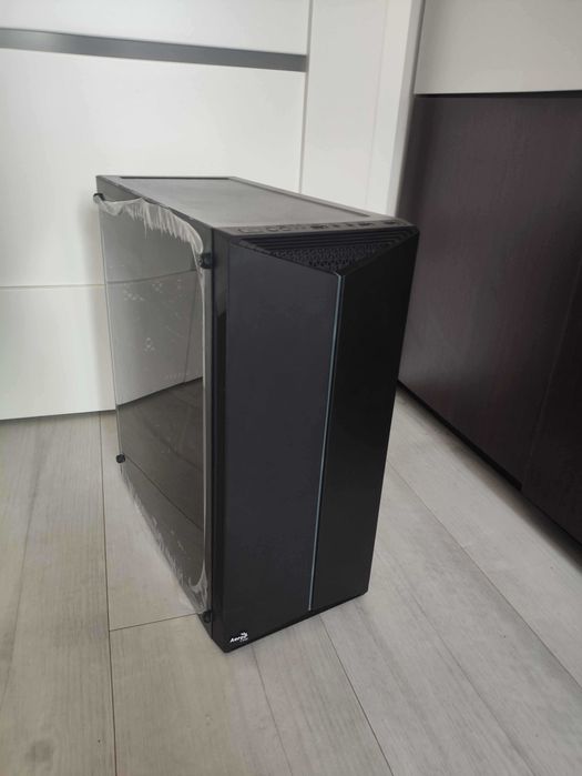 PC R7 2700 / RX590 / 16GB RAM / 500GB SSD