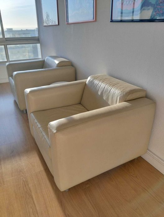 Sofás pele genuína