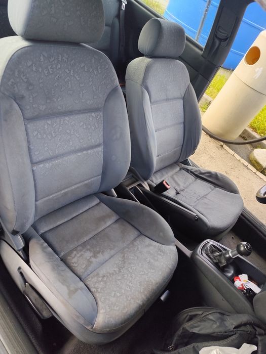 Audi A3 8l vp90 5 lugares