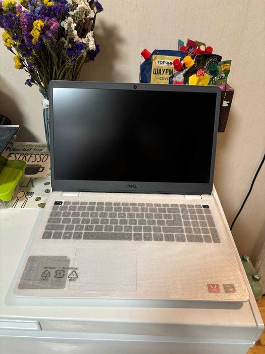 Ноутбук Dell Inspiron 3505 2021р.в. Ryzen 5 3450U 8/512