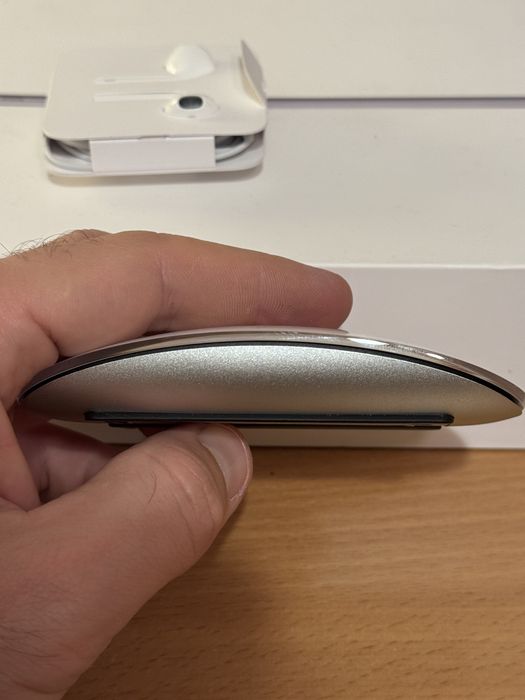Мышка Apple Magic Mouse