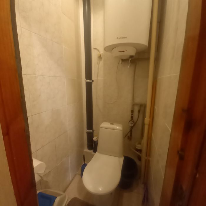 Продам 3х.кімн.квартира 63м. 4/5 м.Мерефа 27тис.