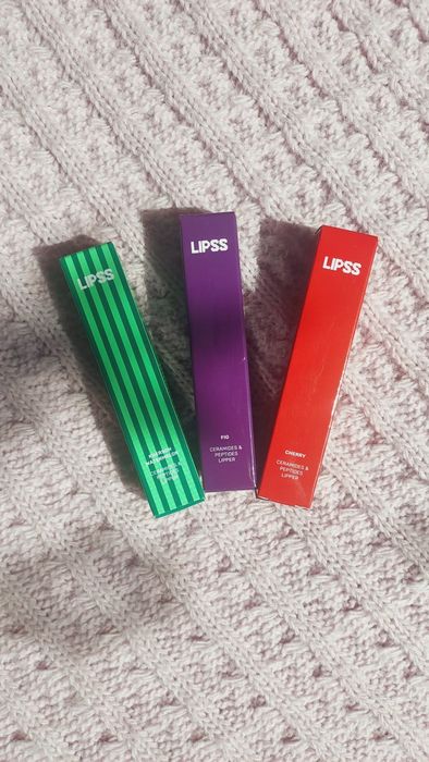 Пакування LIPSS lipper (пакет та коробочки від помад)
