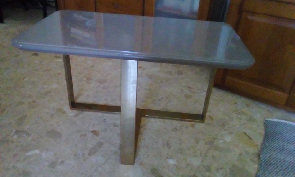 MESAS de Apoio Latão Douradas