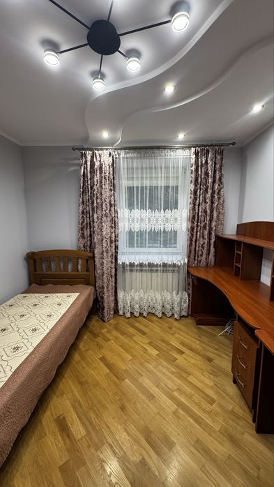 Продається 3 кім квартира з ремонтом