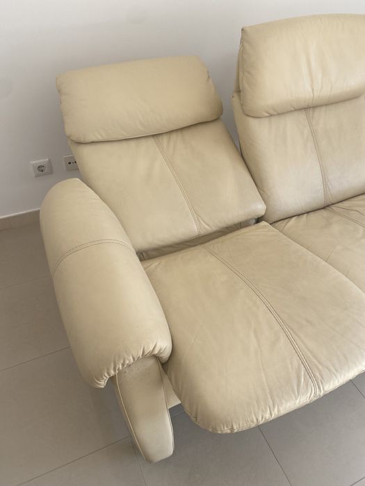 Sofa 3 lugares Beje encostos reclinaveis