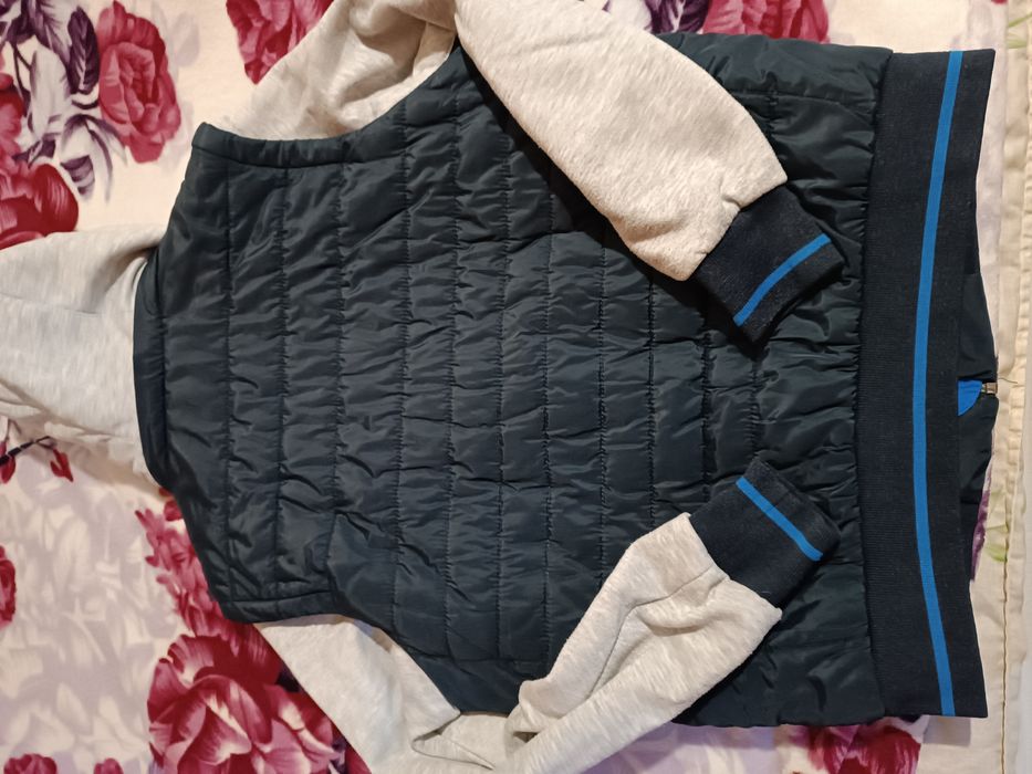 Вісьняна  нова куртка.