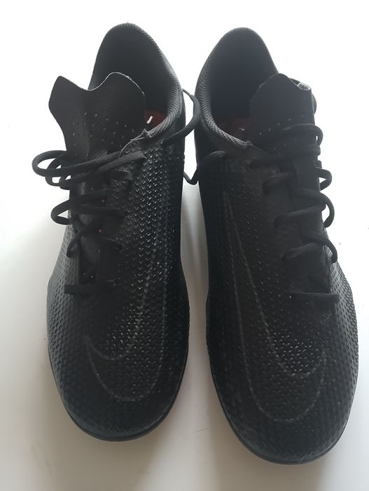 Korki piłkarsie Nike