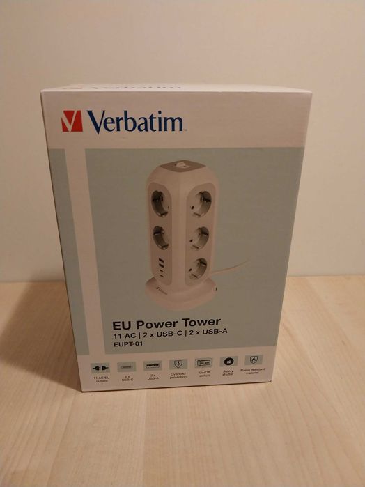 Extensão Torre de 11 Tomadas Com Carregador USB