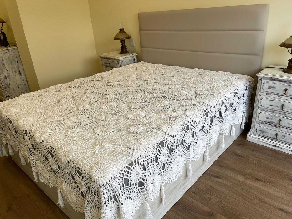 Colcha de Renda 220 x 240 cor branco - novo