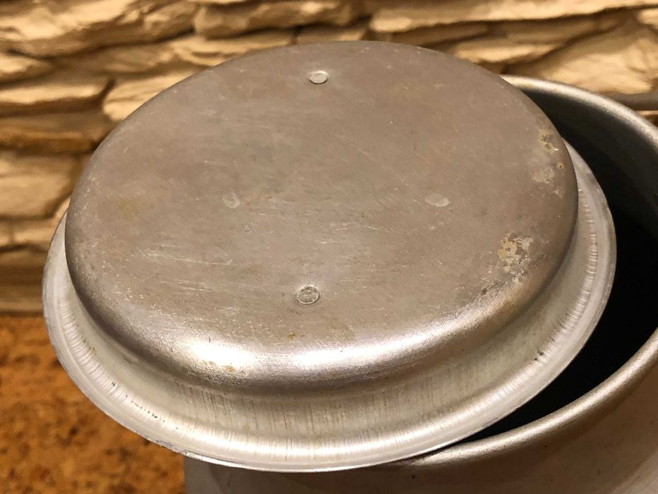 Алюмінієвий бідон 5 л. , М клеймо ссср , стан майже нового...