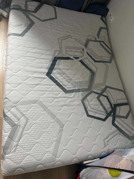 Materac Hilding Breakdance 140x200cm