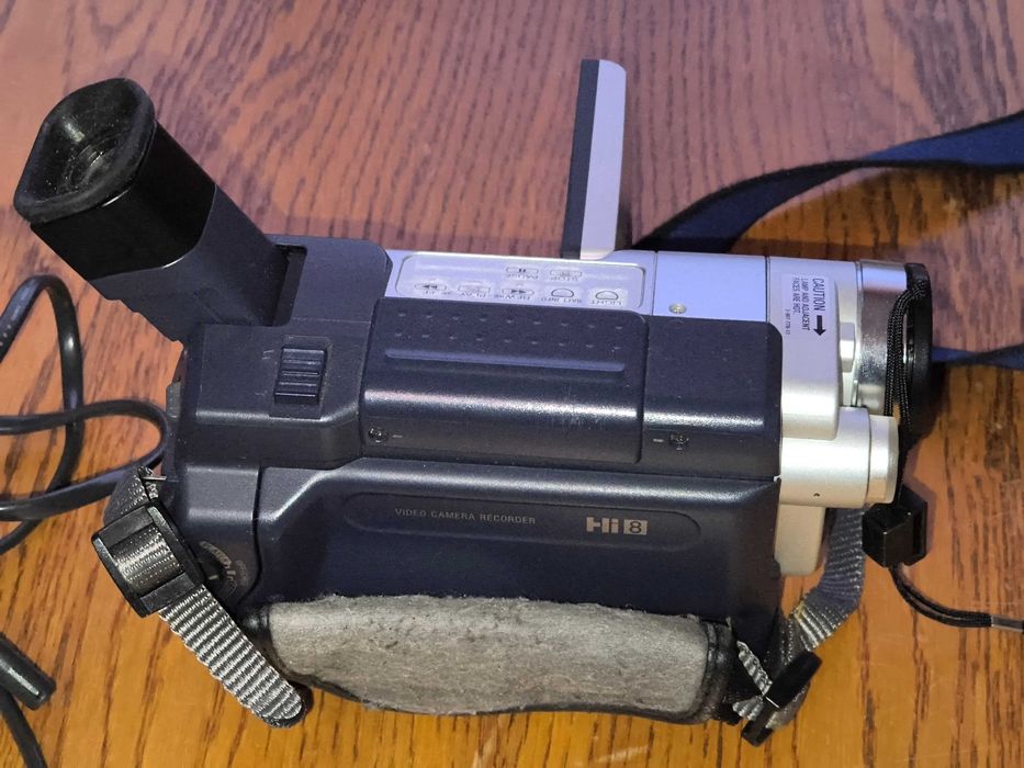 видеокамера камера SONY TRV218E