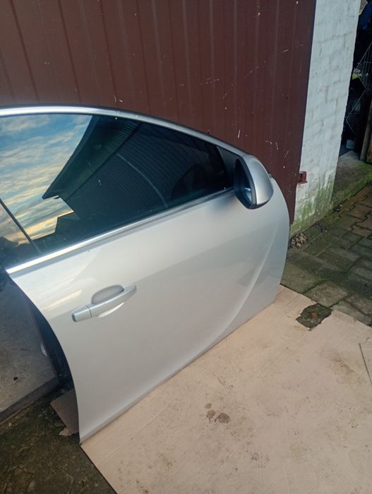 Drzwi prawe Opel Insignia Z176