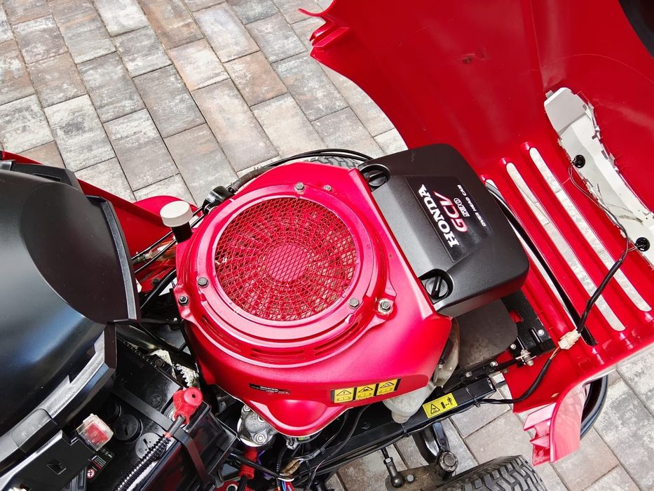 Traktorek kosiarka Honda 2417 Lift