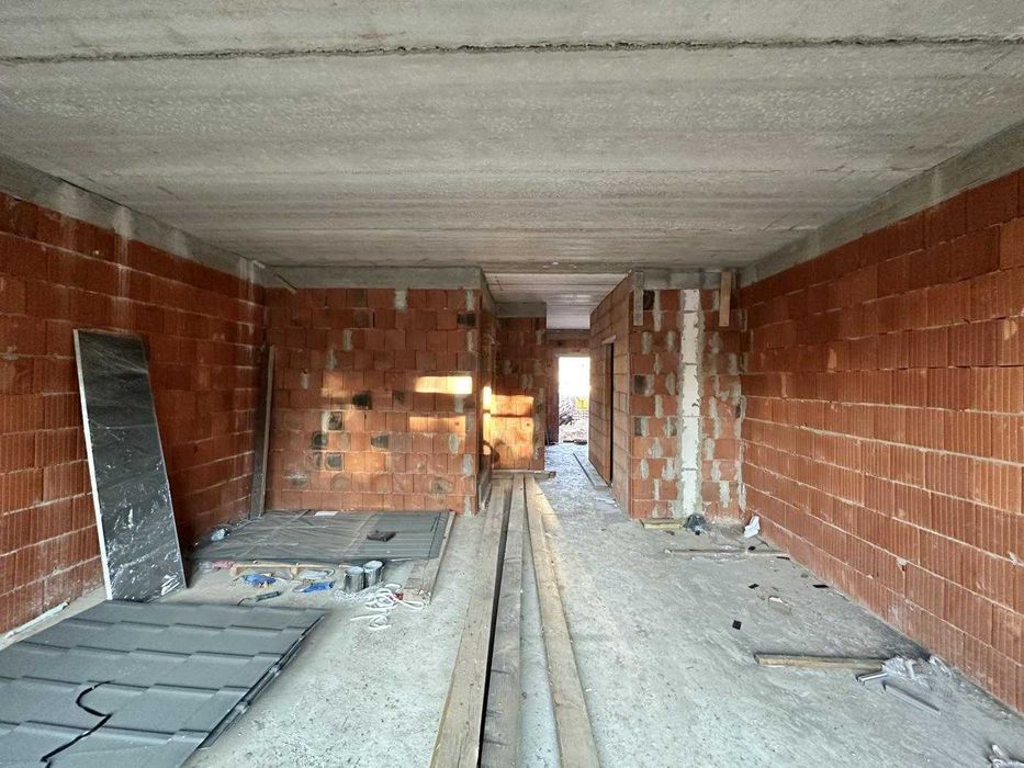 Чайки. Готовий газифікований таунхаус 170 кв.м. на 2 сотках землі