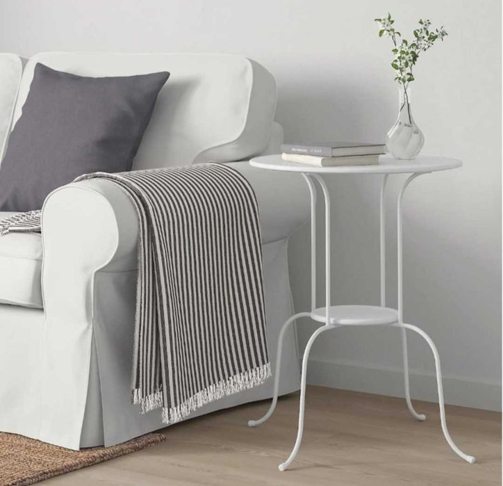 Stolik okrągły metalowy ikea