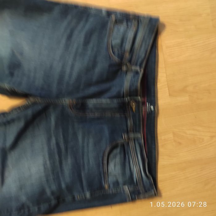 Duże ładne jeansy W 44+gratis