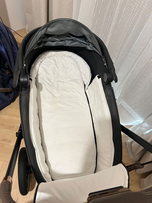Cybex Priam 2.0 Deep Black, spacerowka granatowa,stelaz Rose Gold