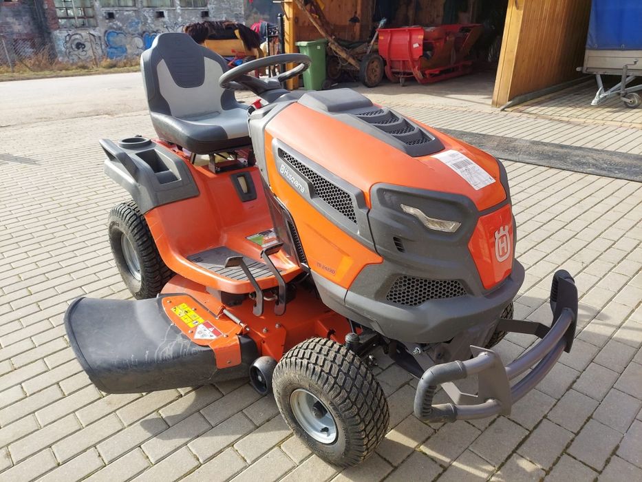 Traktorek kosiarka Husqvarna TS 242XD