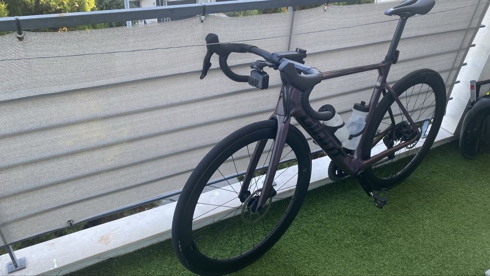 Vendo bicicleta completamente nova