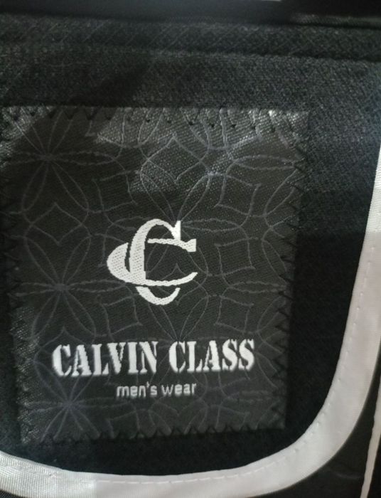 Продам костюм трійку.Р 48-50