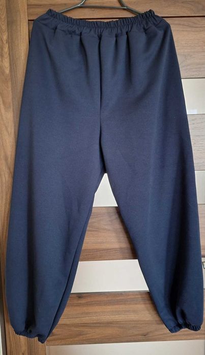 Spodnie dresowe punto Made in Italy nowe rozmiar 48/50