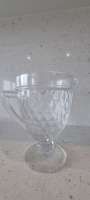 Conjunto jarros e copos