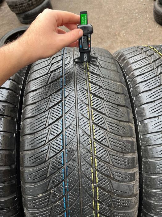 Шины БУ 245 50 R 19 BRIDGESTONE BLIZZAK LM001 Run flat Зимние