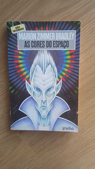 As Cores do Espaço de Marion Zimmer Bradley