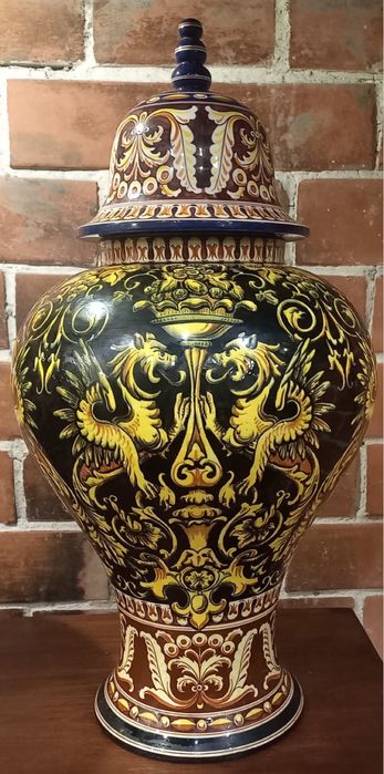 Antigo par de grandes potes da Fábrica de Faianças Aleluia