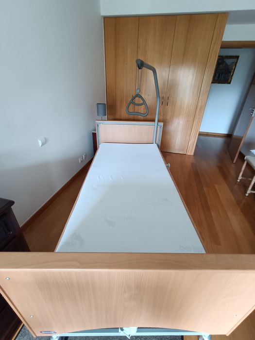 Cama Articulada Invacare