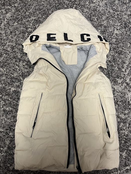 Продам гарну желетку для дівчинки