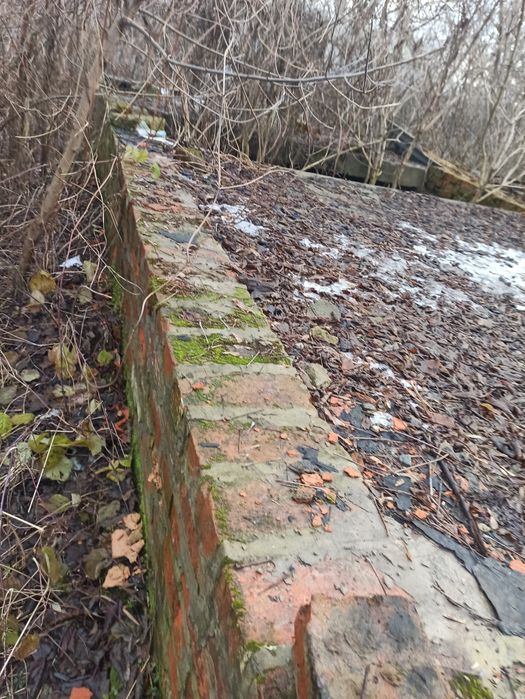 Зем ділянку розпочатим будівництвом