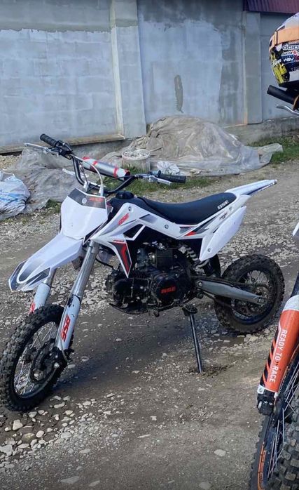 Мотоцикл BSE 125