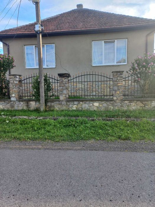 Продається затишний будинок загальною площею 110 кв метрів