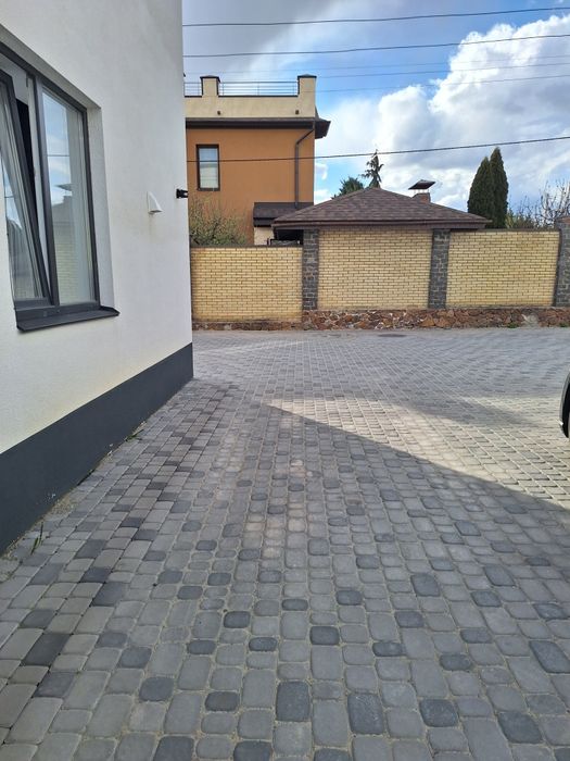 2-кімн.квартира з паркомісцем Перемичка біля Робота