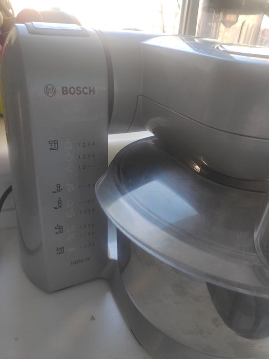 Тістоміс, тестомес. Bosch mum 8