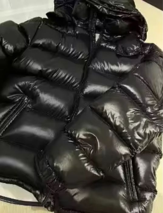 Puffer de qualidade preto - homem