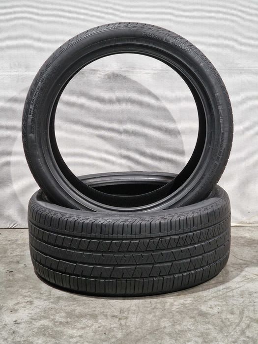 2 Pneus 275/40R22 CONTINENTAL Semi Novos