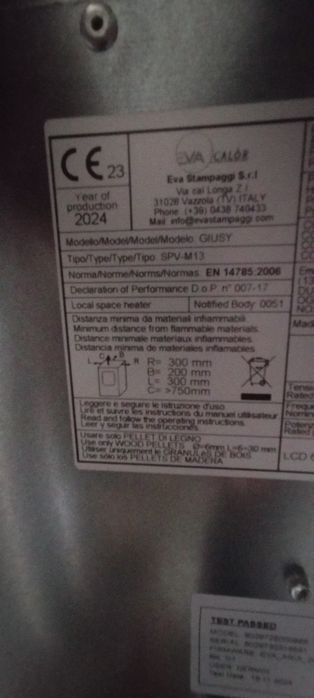 Piec na Pellet Stufa  GIUSY NERO GOFFRATO 15,4 KW