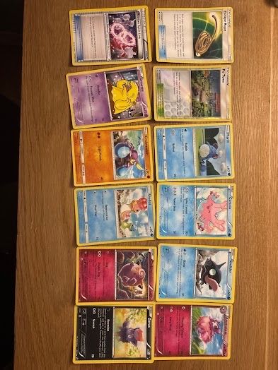 Karty pokemon w dobrym stanie