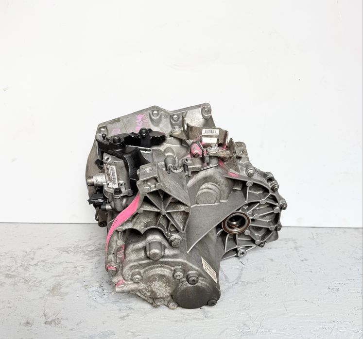 Коробка передач 1.6 TDCI 6-ст. на Ford c-max CV6R 7002 PD