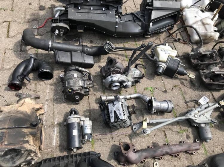 Разборка Mercedes W211е-class cdi, бензин седан, універсал, шрот W211